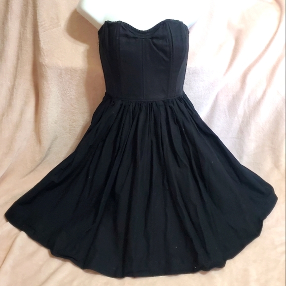 Tracy Feith for Target Structured Black Linen Blend LBD Strapless Dress Sz 6 - Picture 1 of 11